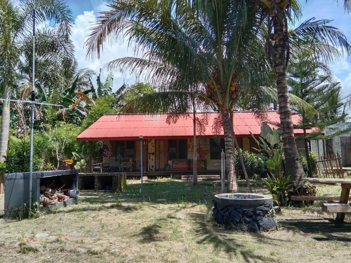 C Point Krui Bed & Breakfast Ngoại thất bức ảnh
